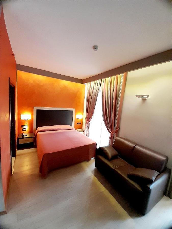 Hotel Continental Turin Exterior photo