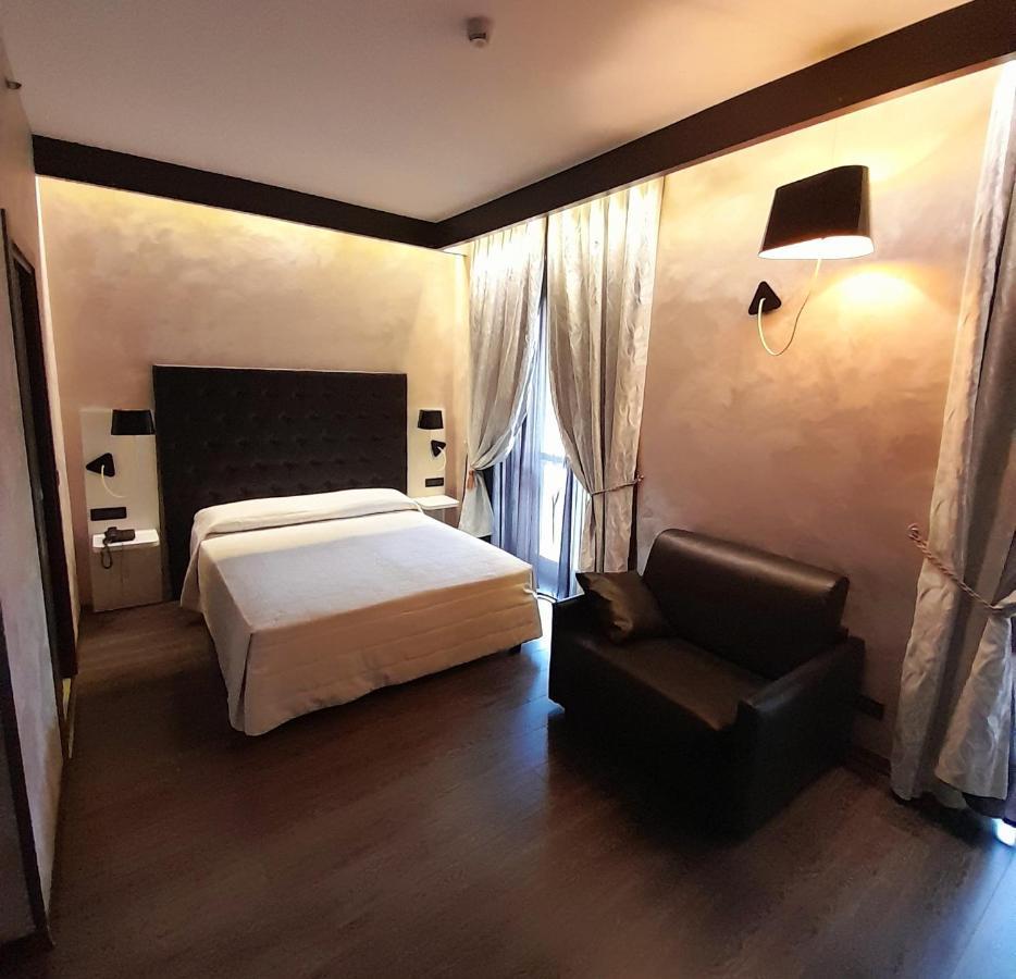 Hotel Continental Turin Exterior photo