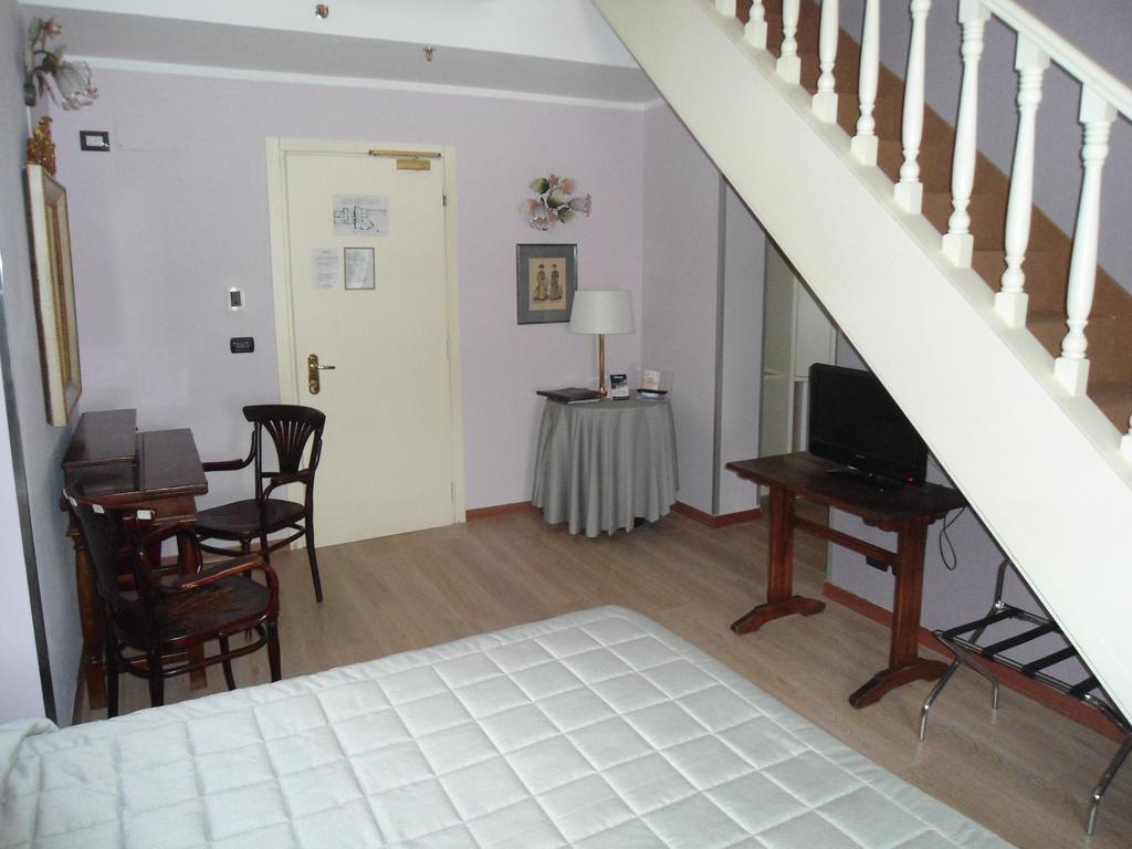 Hotel Continental Turin Exterior photo