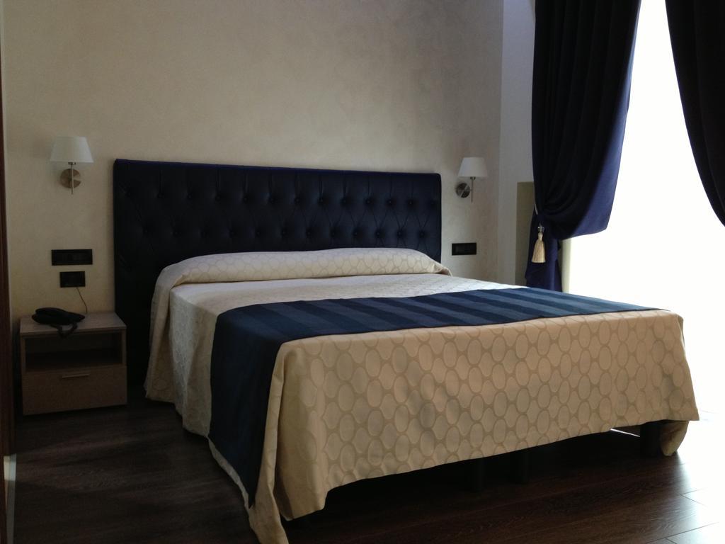 Hotel Continental Turin Exterior photo